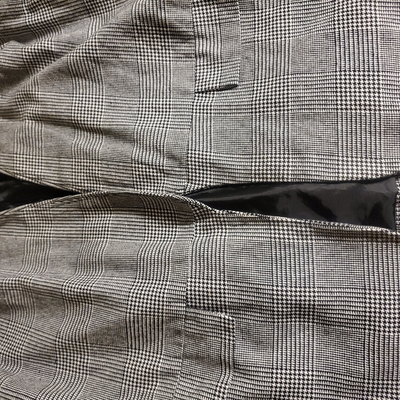 Size 18 - Picture 5 of 5